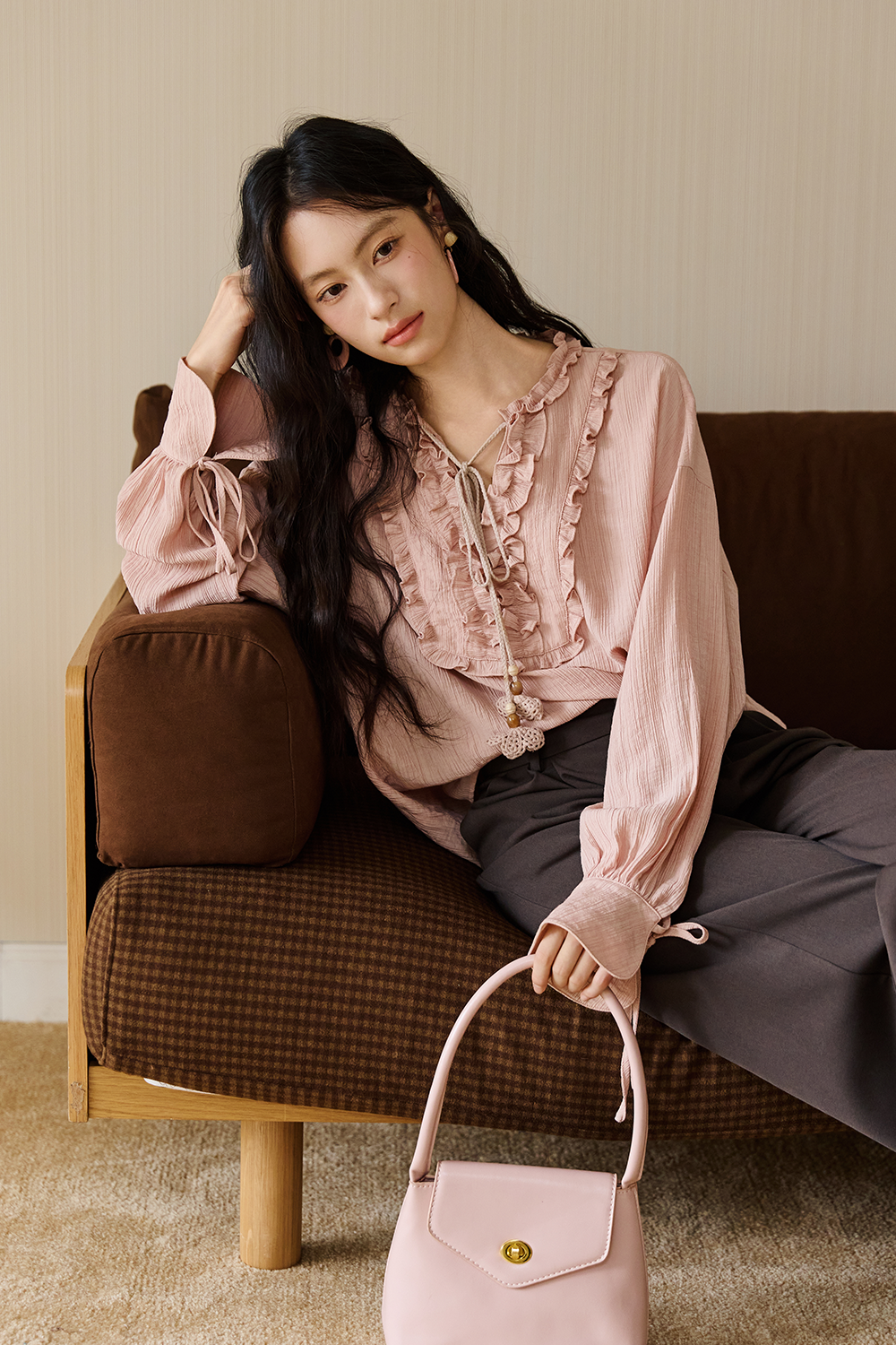 เสื้อเบลาส์สำหรับผู้หญิง