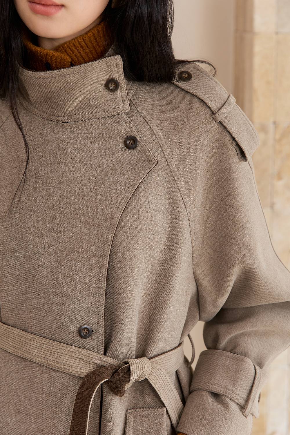 เสื้อโค้ทผ้าขนสัตว์สำหรับผู้หญิง