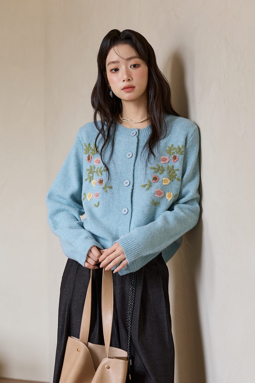 เสื้อถักสำหรับผู้หญิง