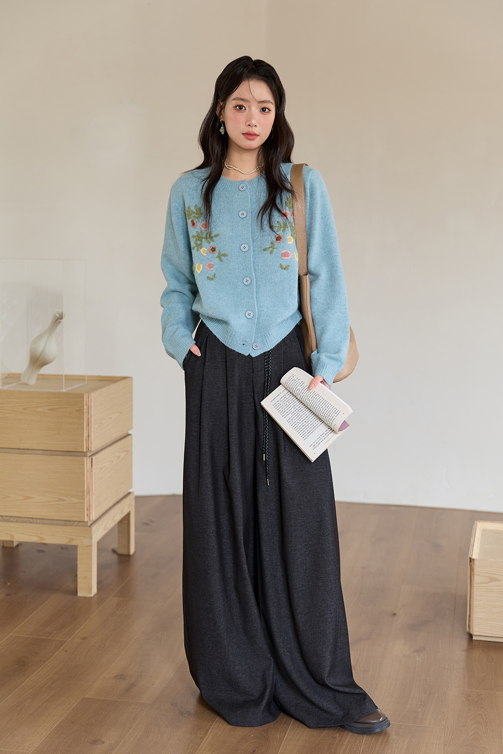 เสื้อถักสำหรับผู้หญิง