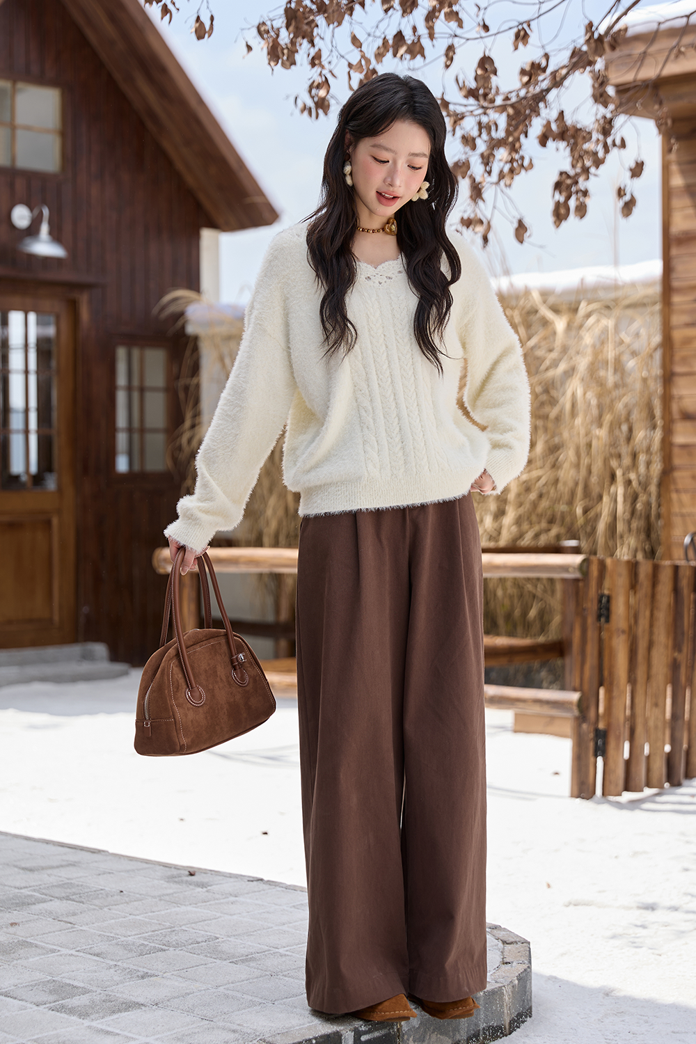 Celana Kaki Lebar untuk Wanita