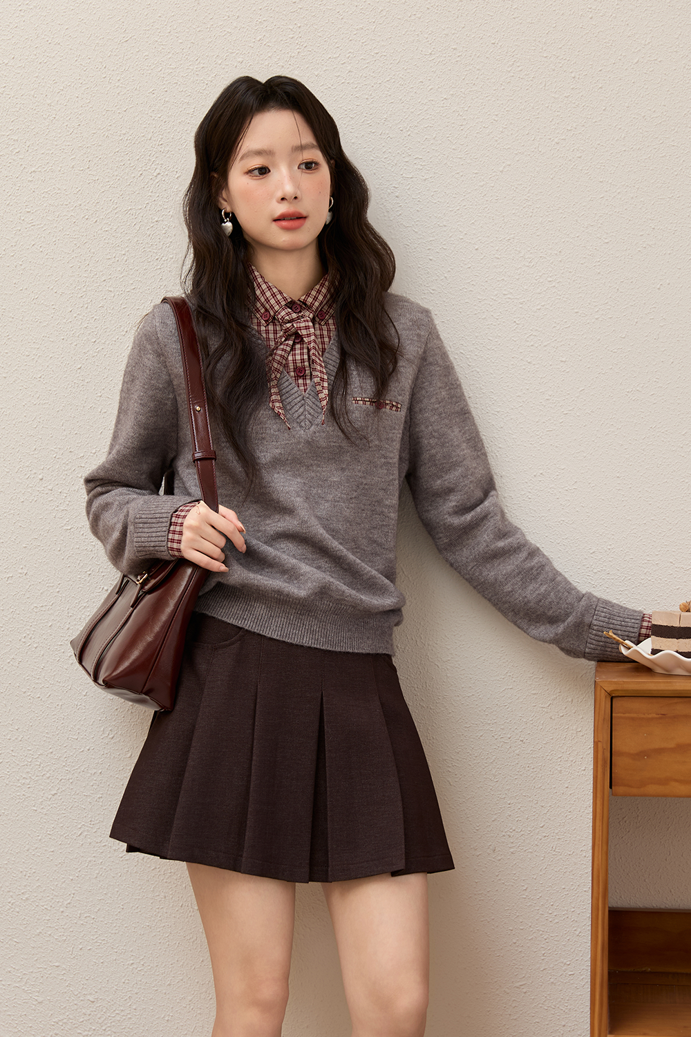 เสื้อถัก + ผ้าพันคอสำหรับผู้หญิง