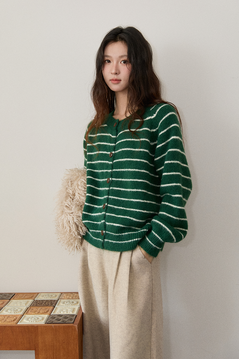 เสื้อถักสำหรับผู้หญิง