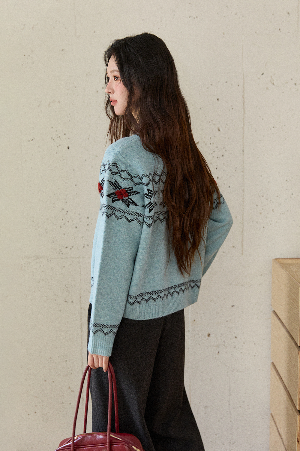 เสื้อถักสำหรับผู้หญิง