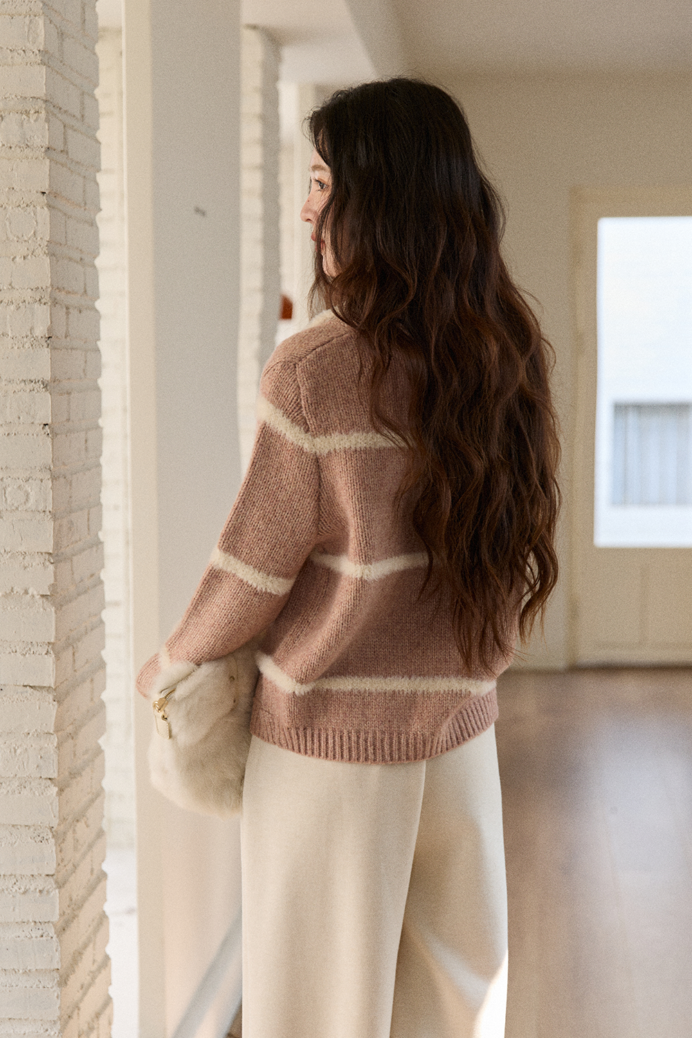 เสื้อถักสำหรับผู้หญิง