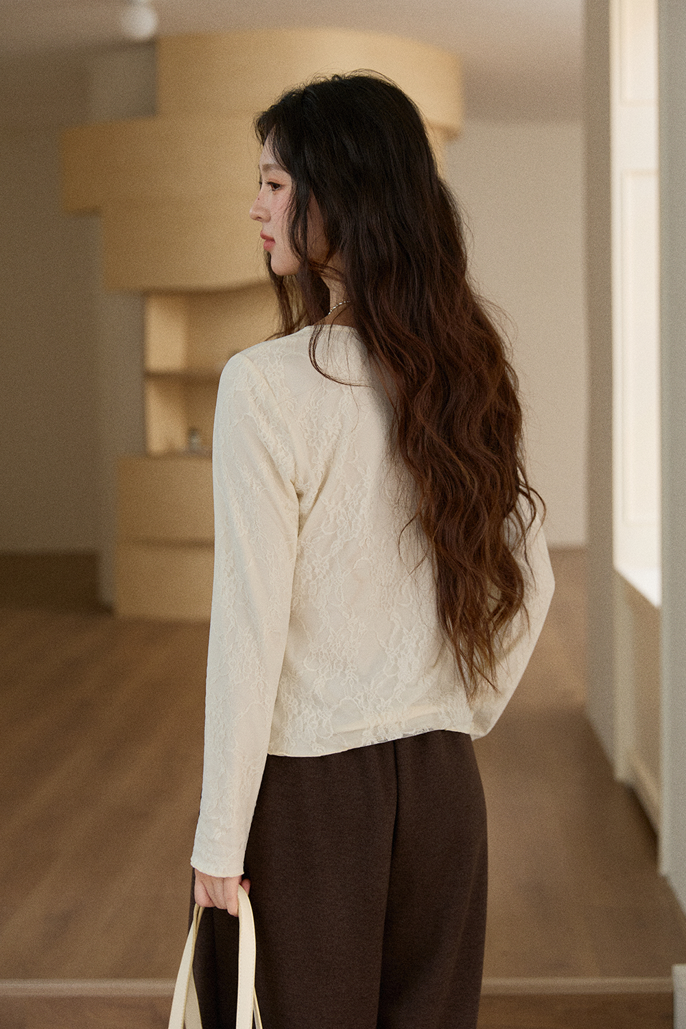 เสื้อเบลาส์สำหรับผู้หญิง