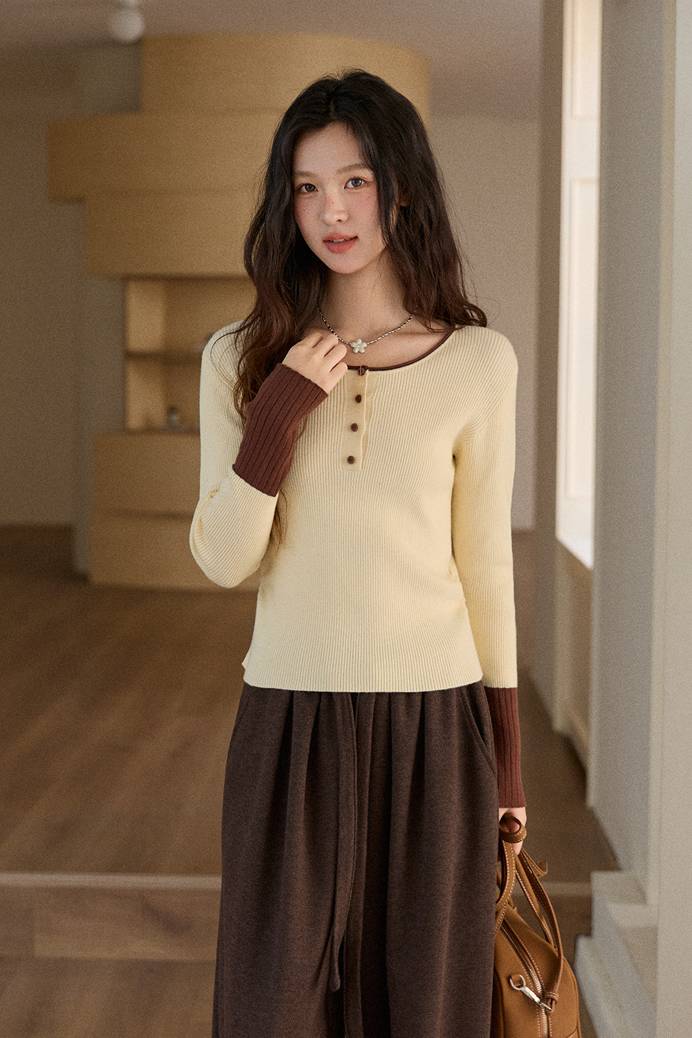 เสื้อถักสำหรับผู้หญิง