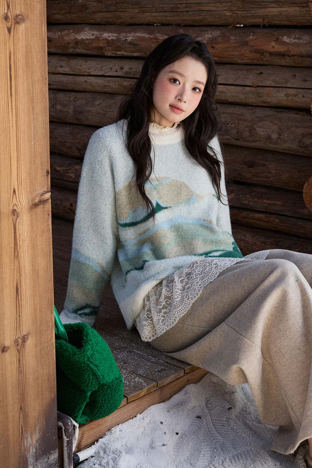 女性のためのニットシャツ