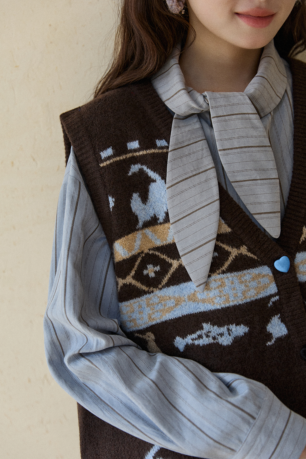 เสื้อกั๊กถักสำหรับผู้หญิง