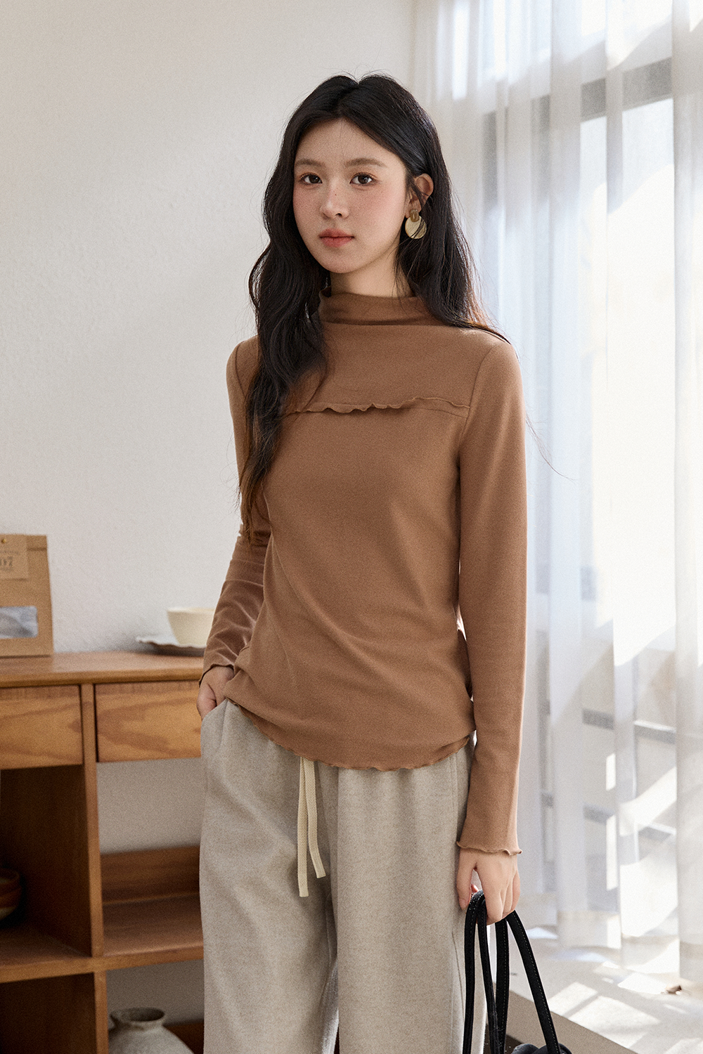 Kaos Lengan Panjang untuk Wanita