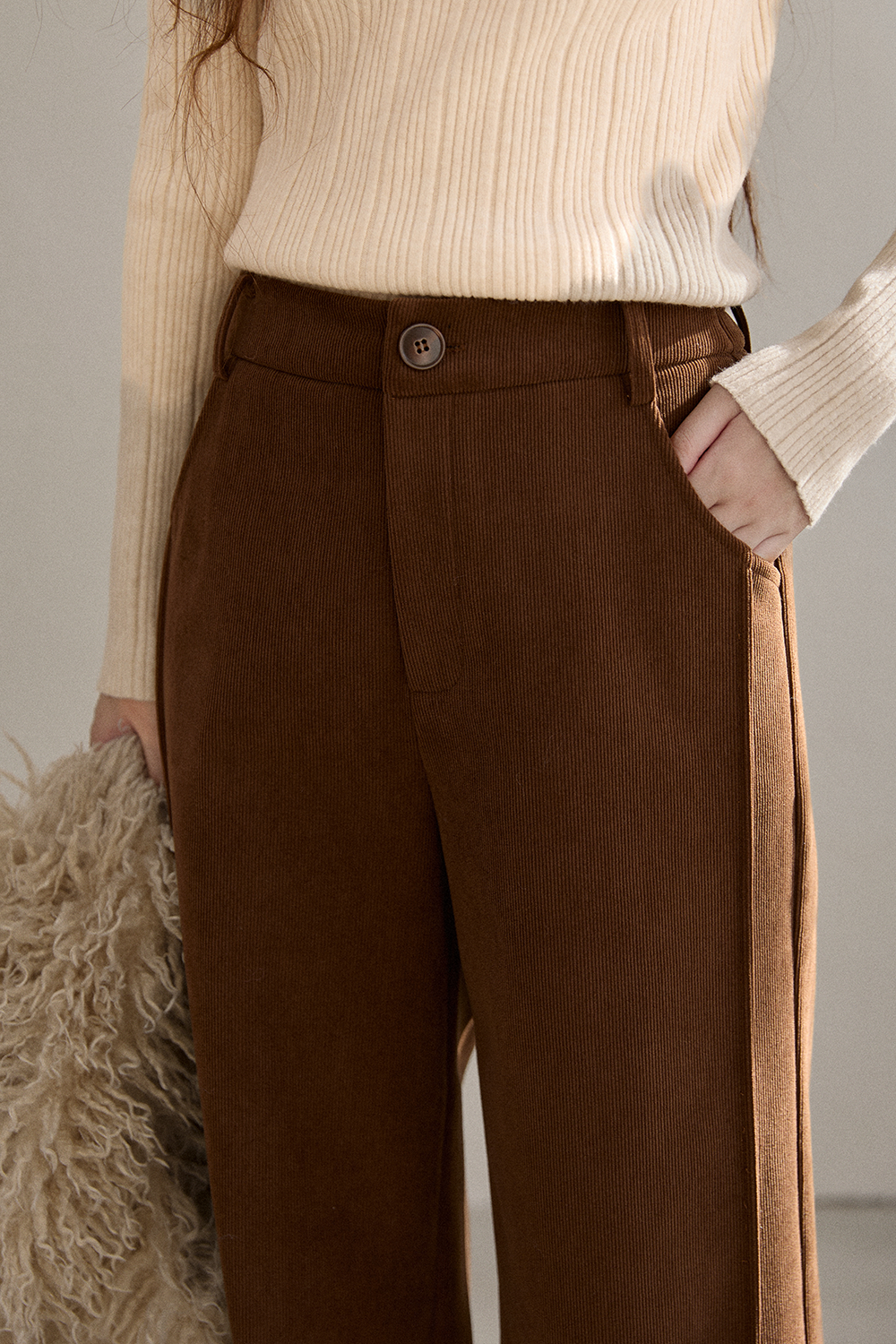 Celana Kaki Lebar untuk Wanita