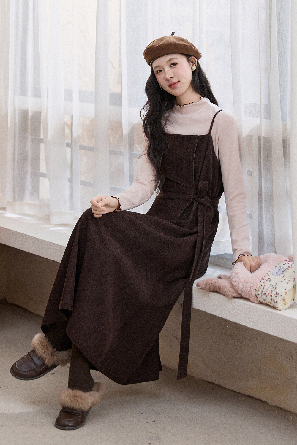 Gaun Tali Spaghetti untuk Wanita