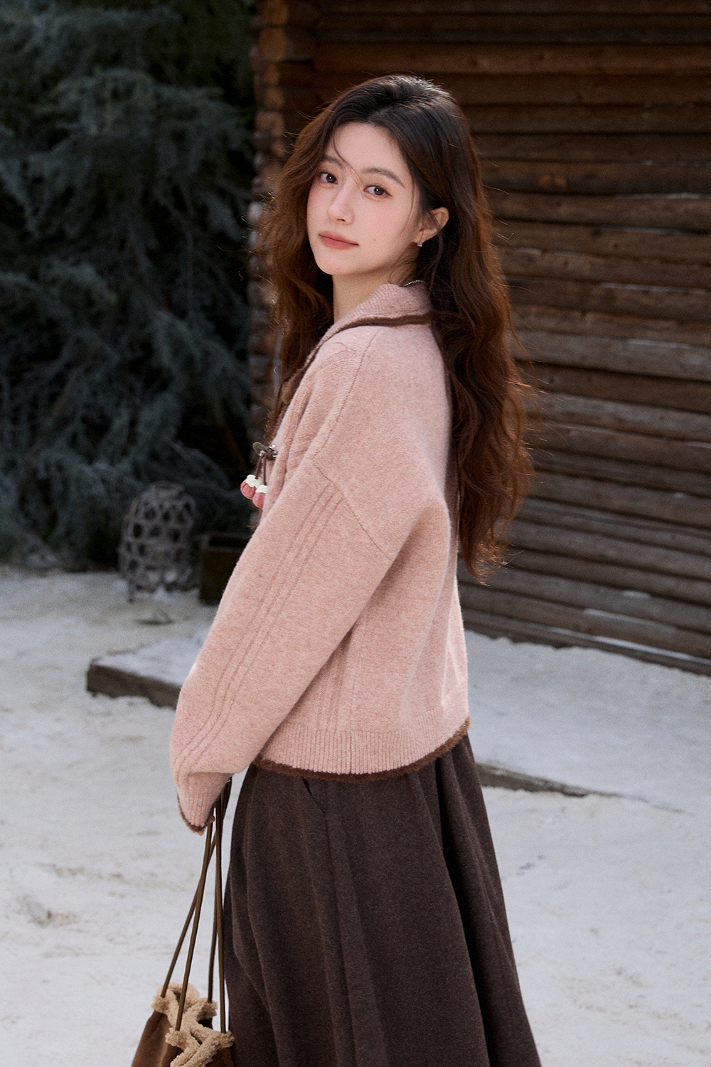 Knit Shirt+Brooch for Women