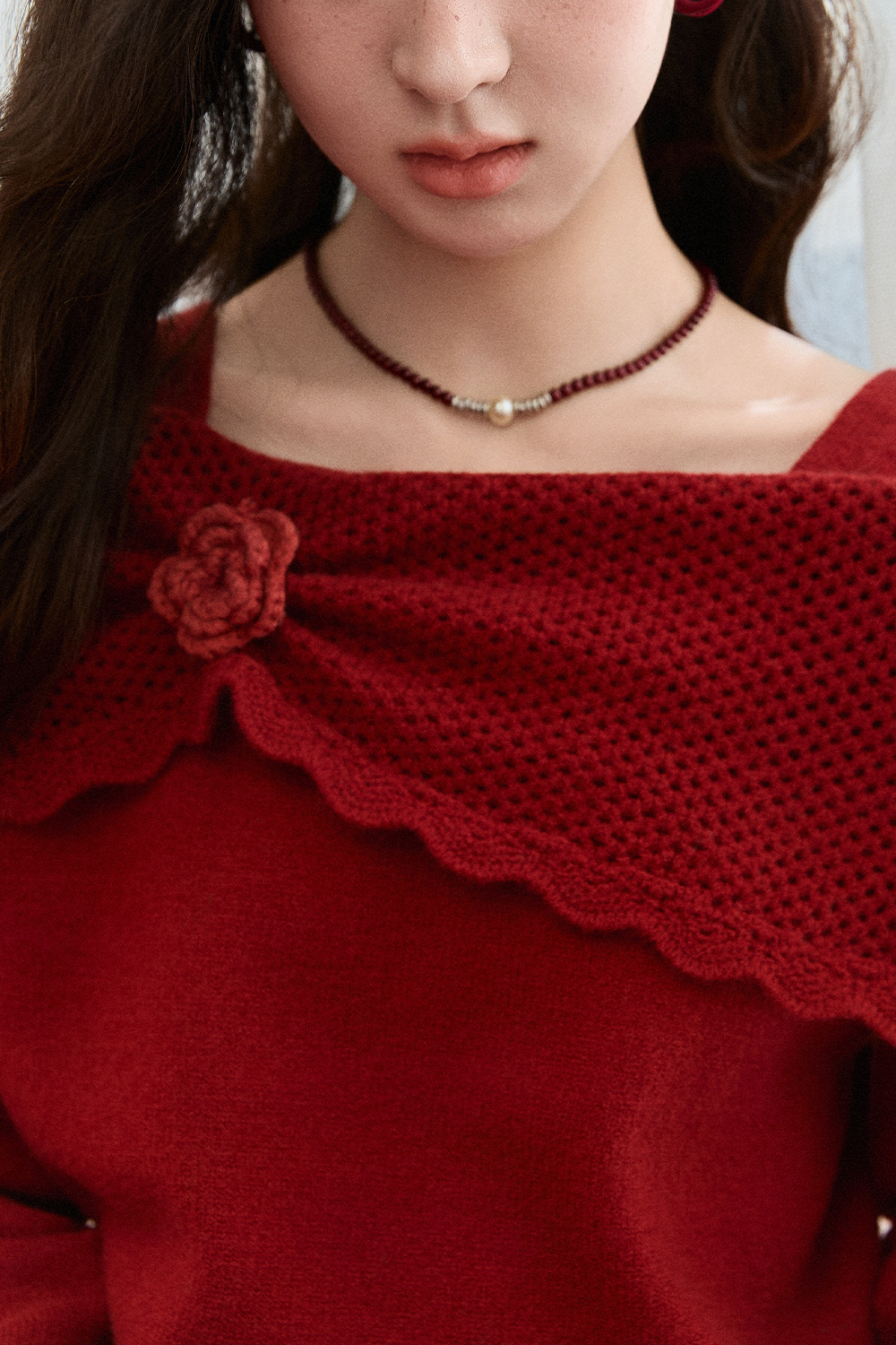 女性のためのニットシャツ