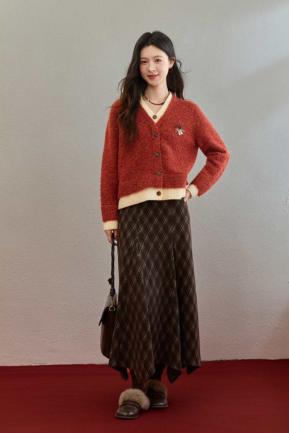 Knit Shirt+Brooch for Women