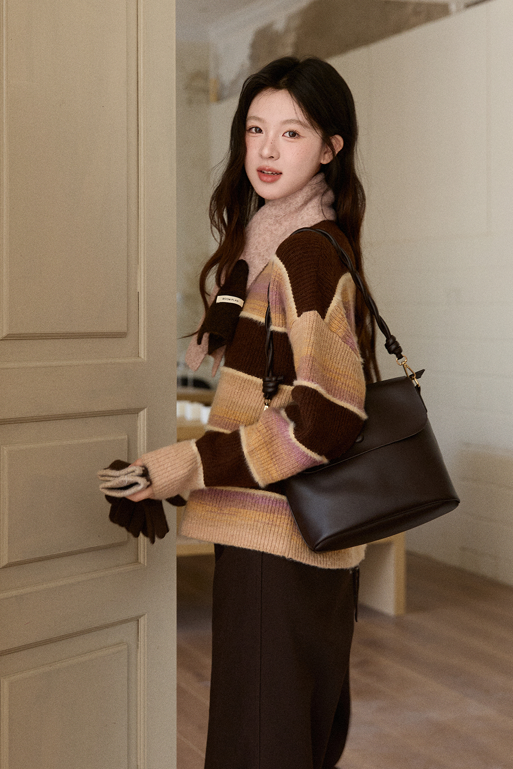 เสื้อถักสำหรับผู้หญิง