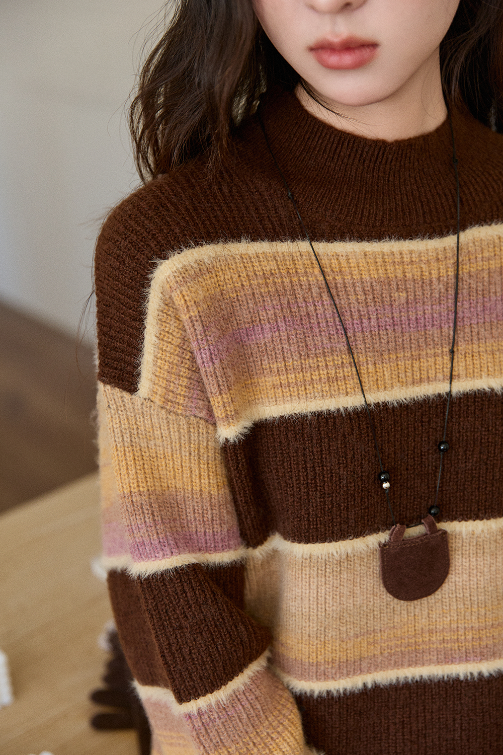 เสื้อถักสำหรับผู้หญิง