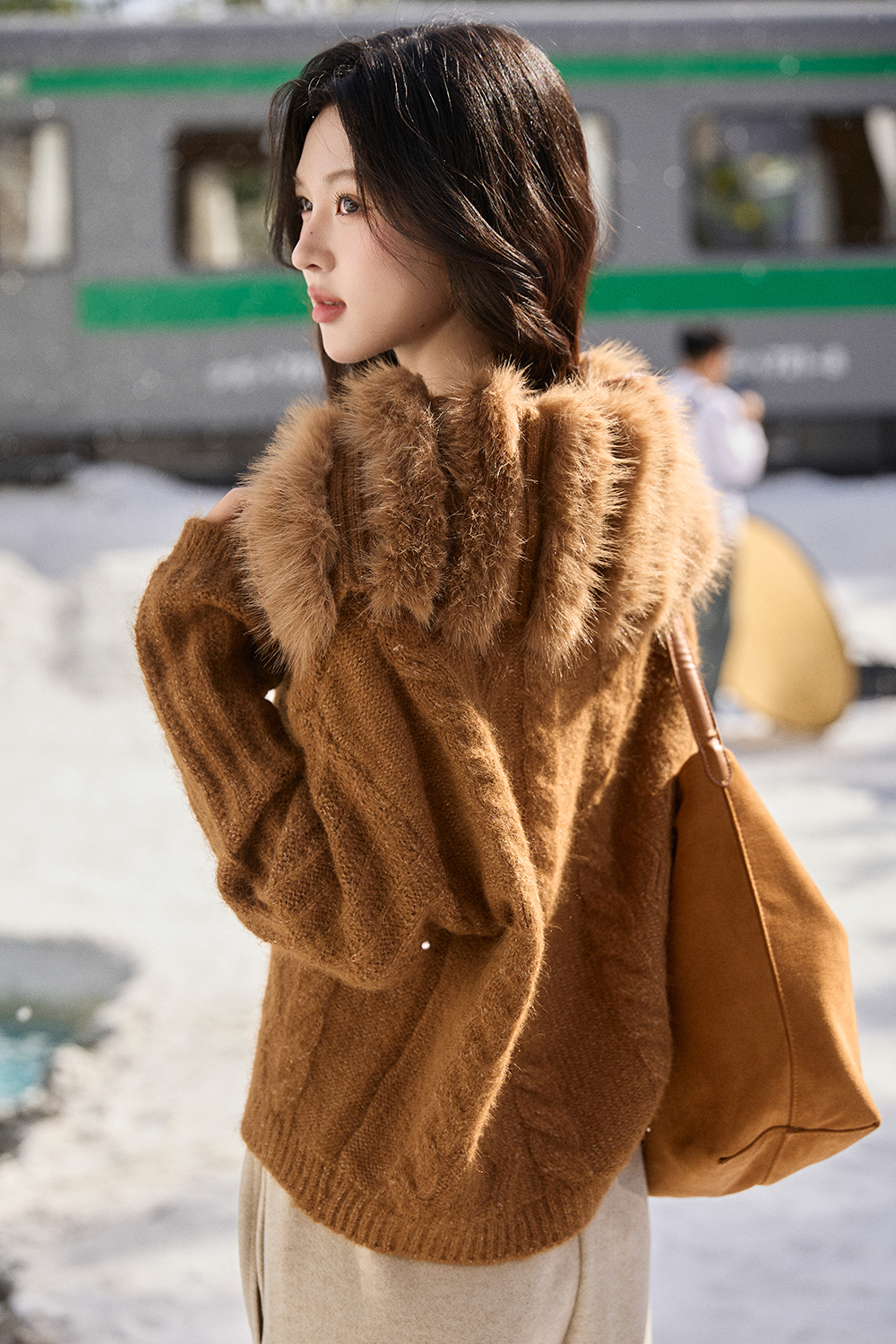 เสื้อถักสำหรับผู้หญิง