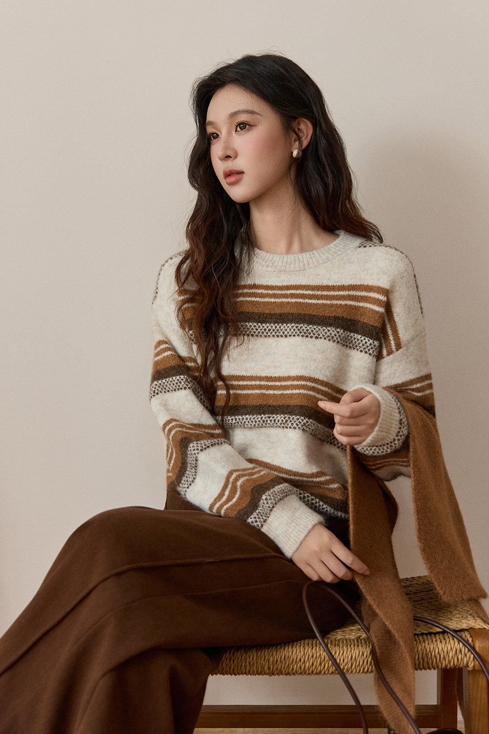 여성용 니트 셔츠 + 숄