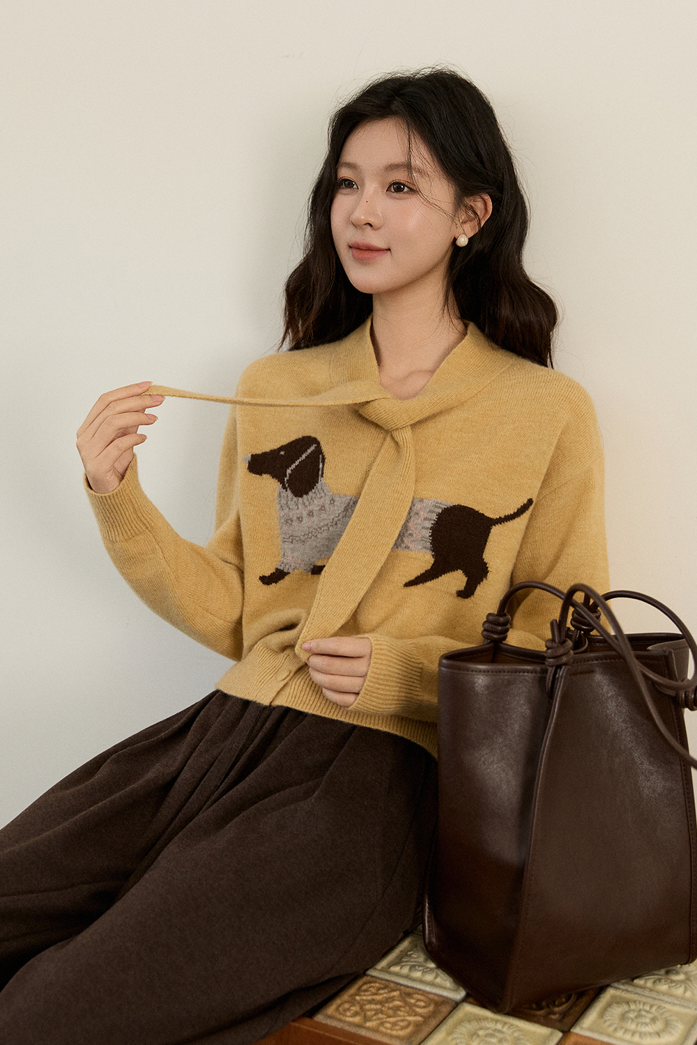 女性のためのニットシャツ