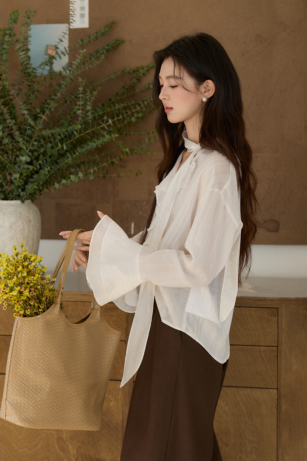 เสื้อเบลาส์สำหรับผู้หญิง