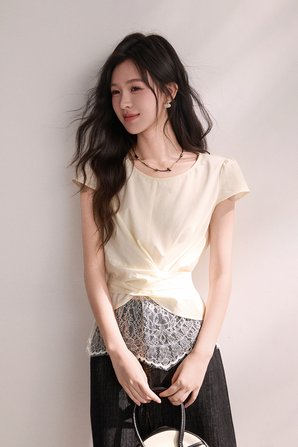 女性のためのブラウス
