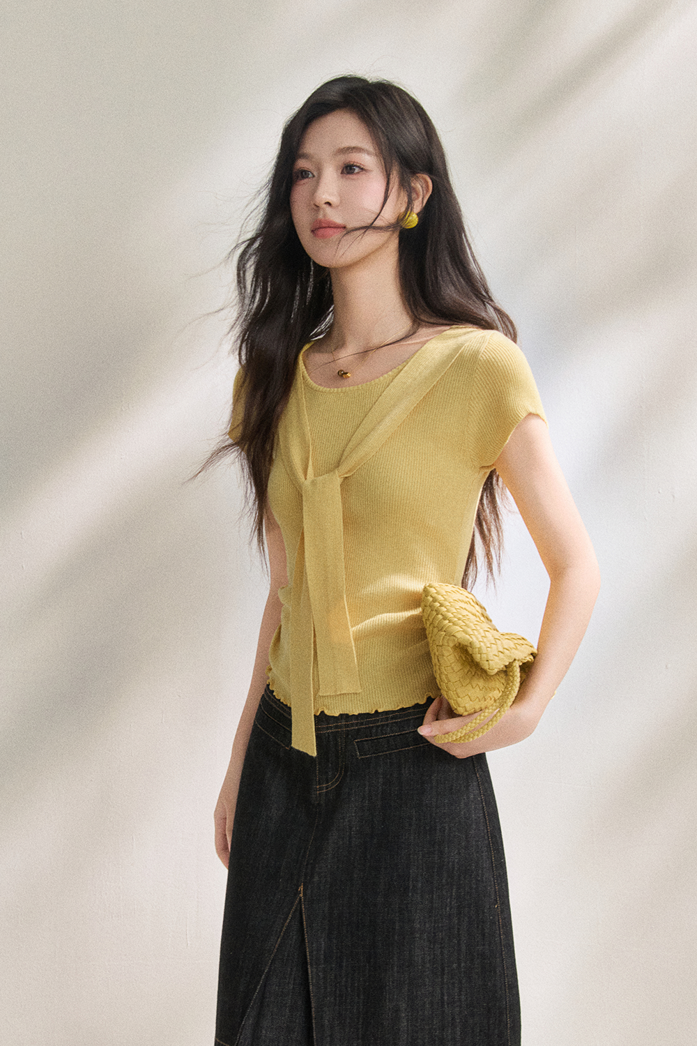 เสื้อยืดถักสำหรับผู้หญิง