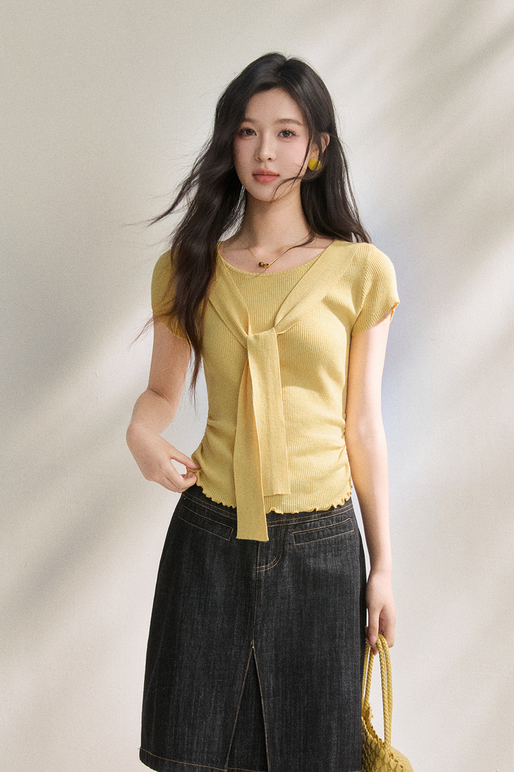 เสื้อยืดถักสำหรับผู้หญิง