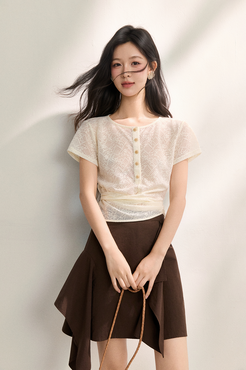 女性のためのTシャツ