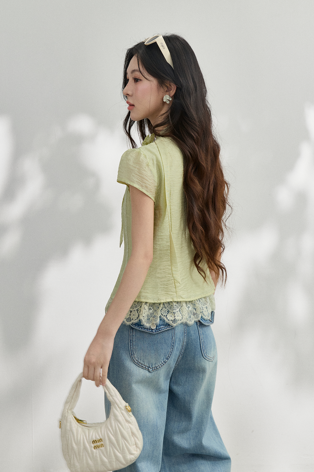 เสื้อ blouses + ผ้าพันคอไหมสำหรับผู้หญิง