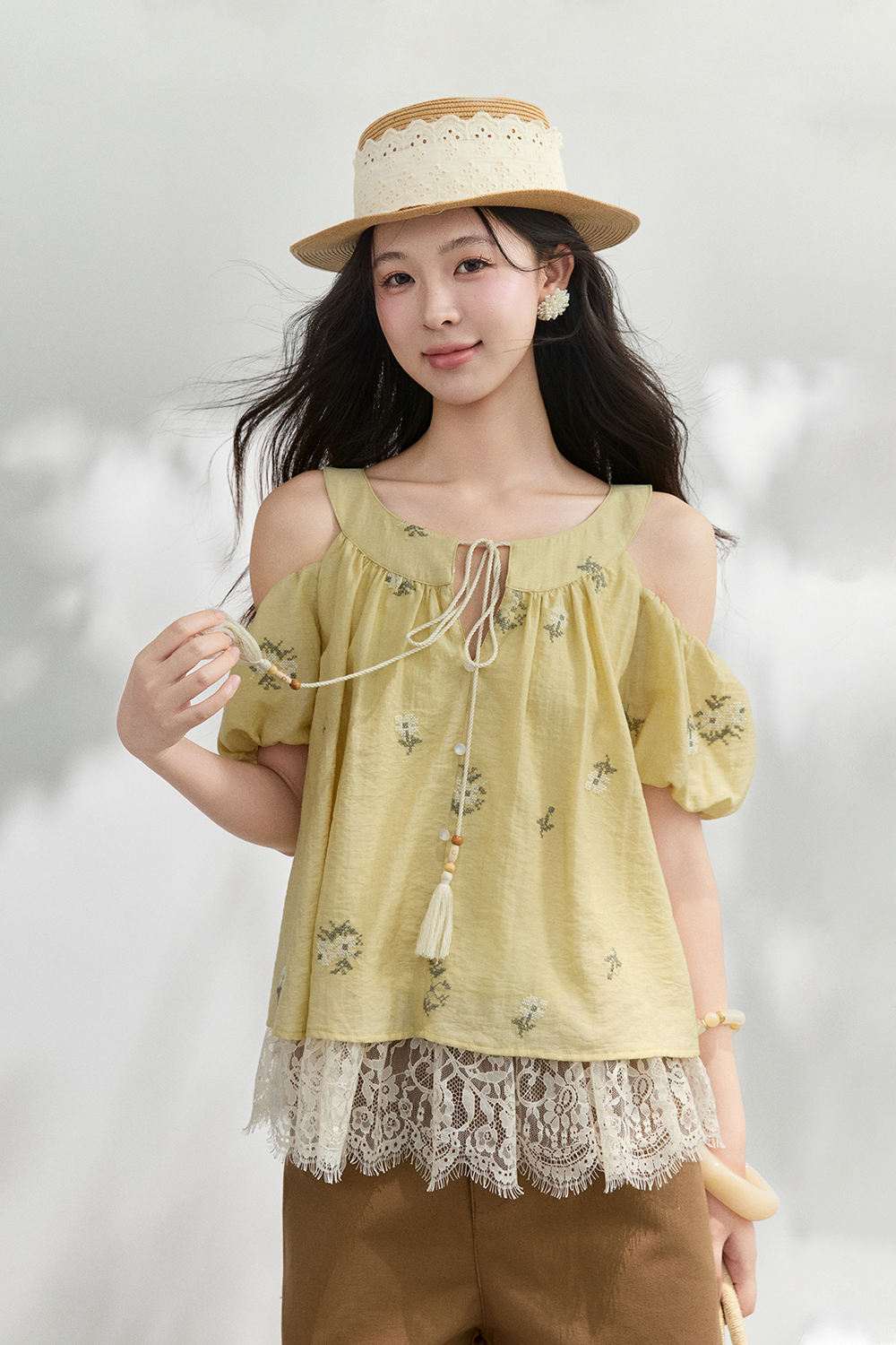 女性のためのブラウス