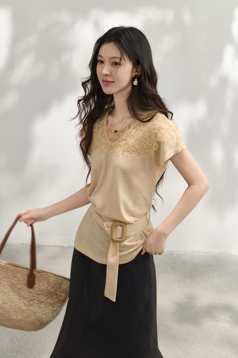 T-shirt for Women+Belt