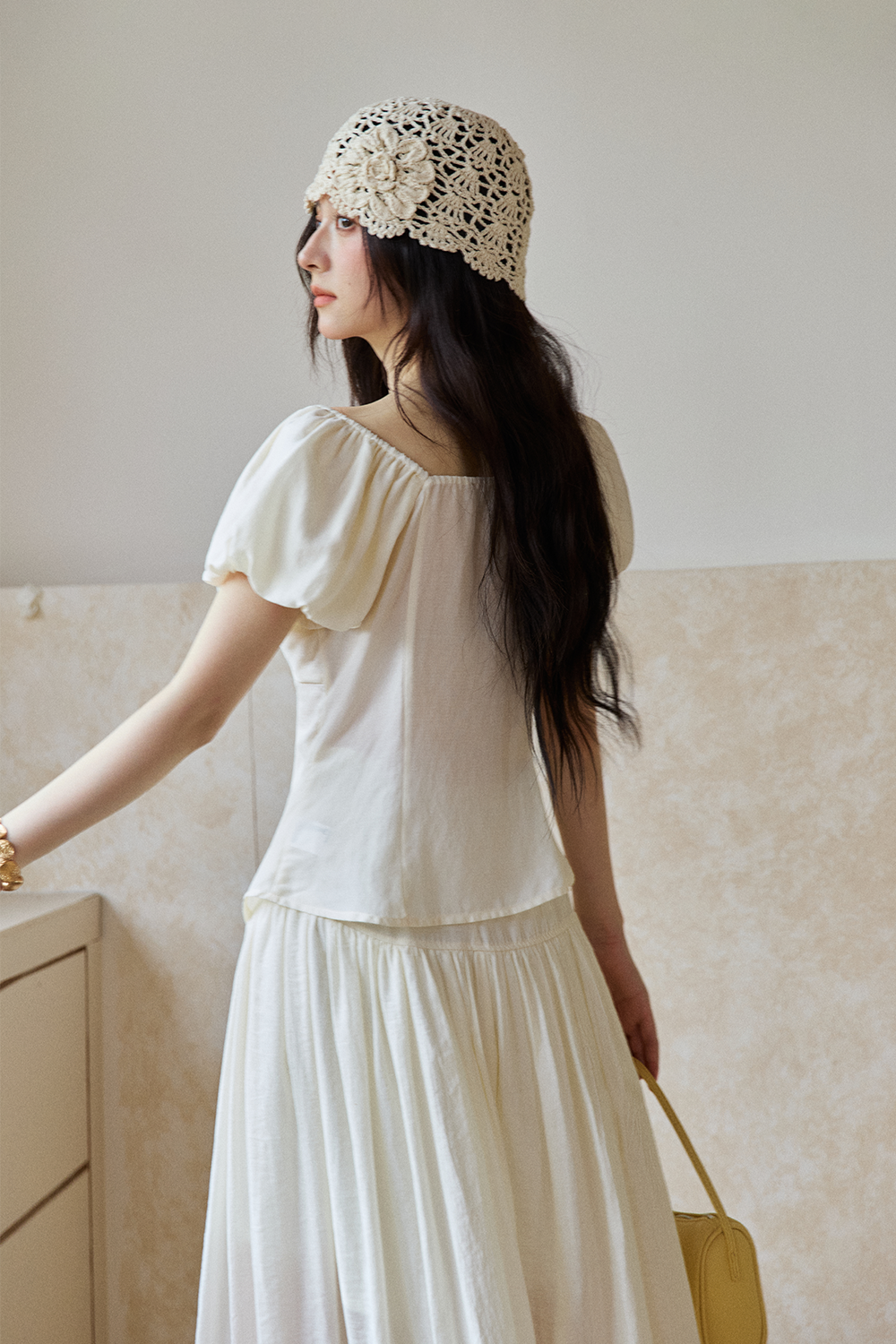 女性のためのブラウス