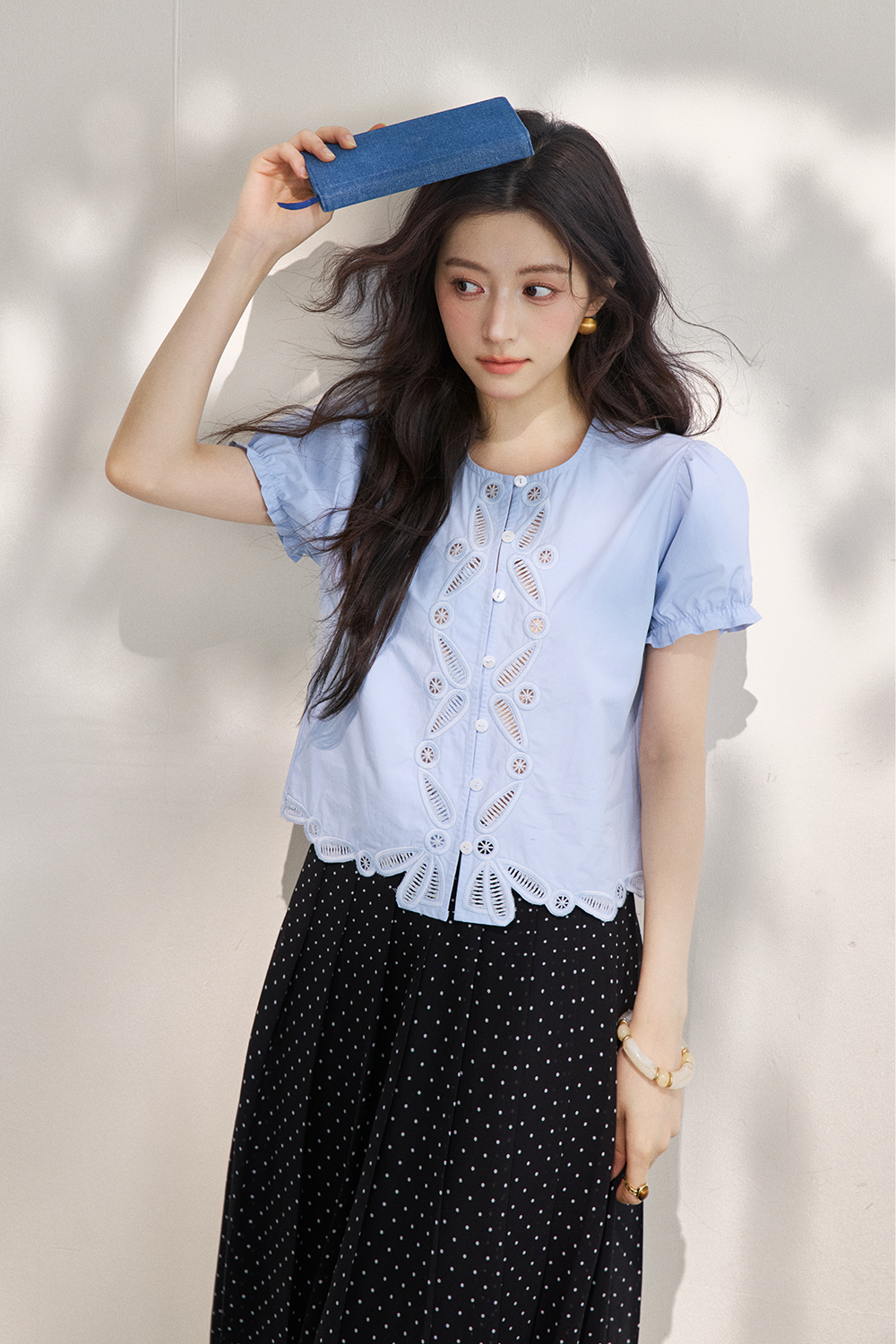 เสื้อเบลาส์สำหรับผู้หญิง