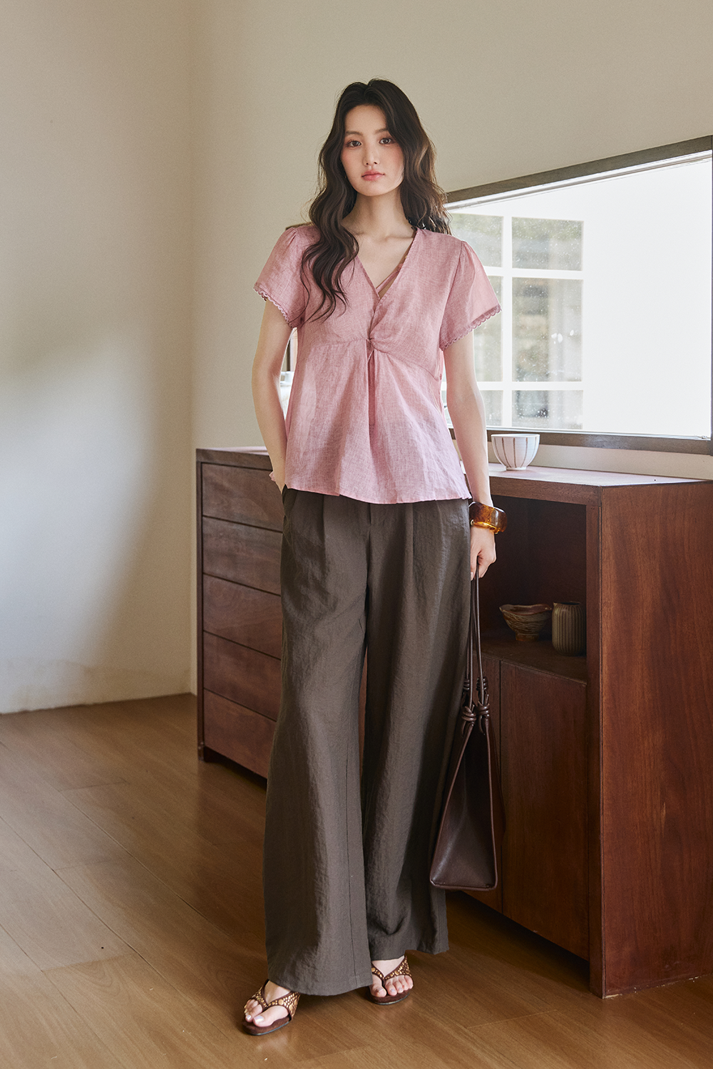 เสื้อเบลาส์สำหรับผู้หญิง