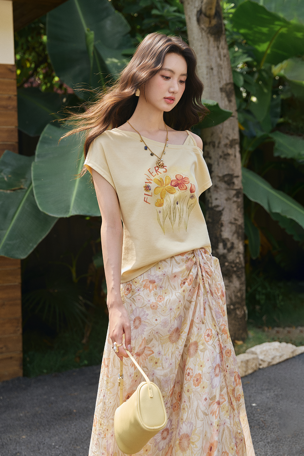 T-shirt and Skirt Set