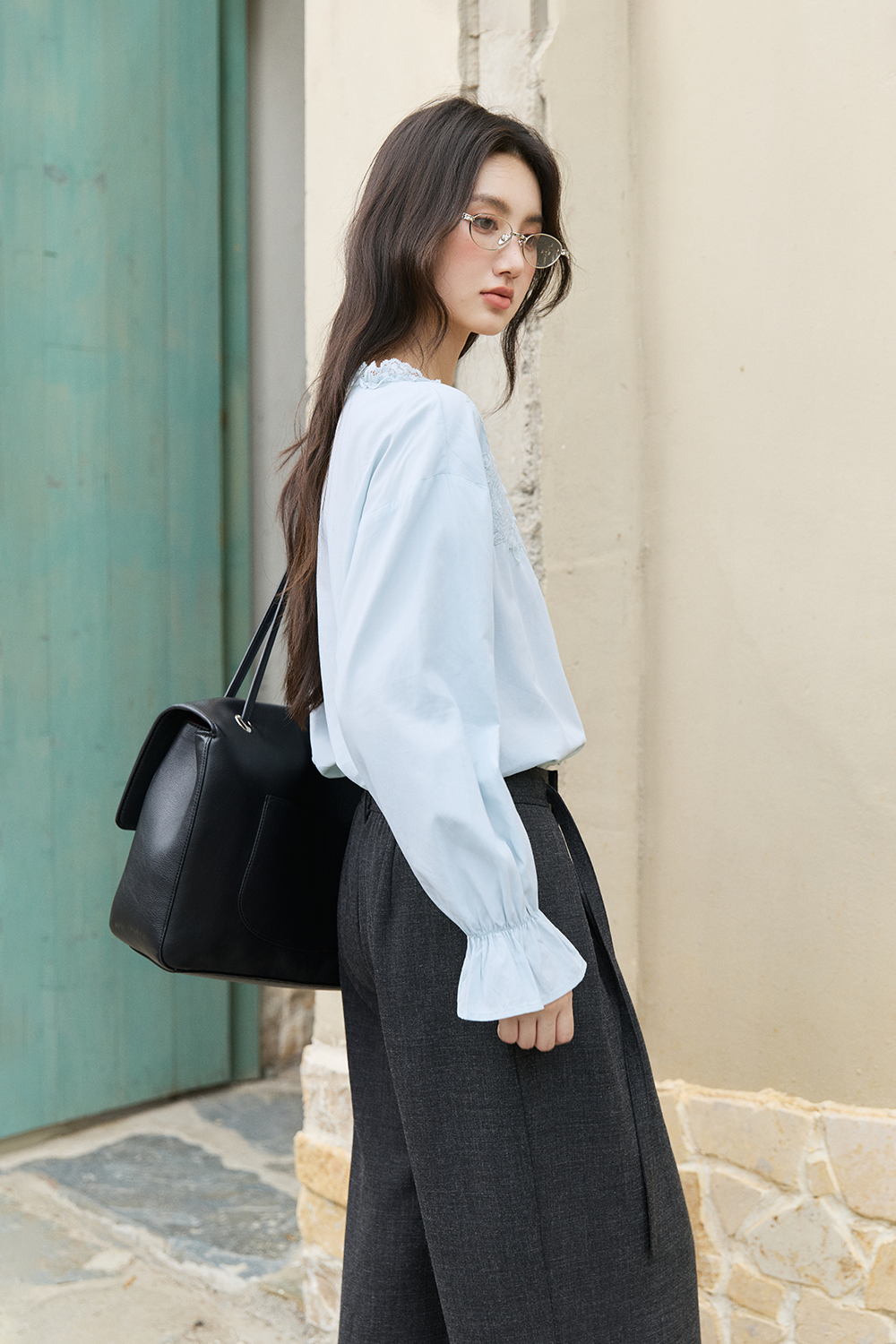 女性用シャツ