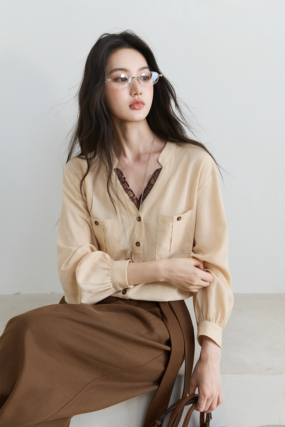 女性用シャツ