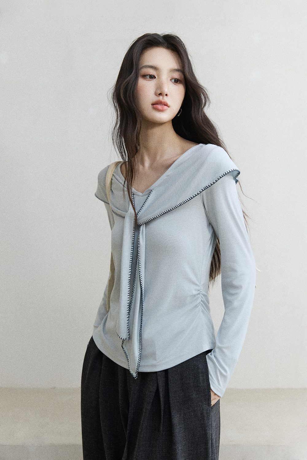 女性のための長袖Tシャツ
