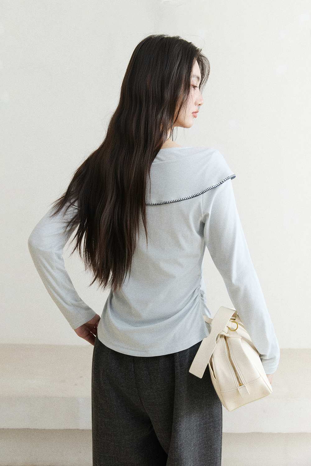 女性のための長袖Tシャツ
