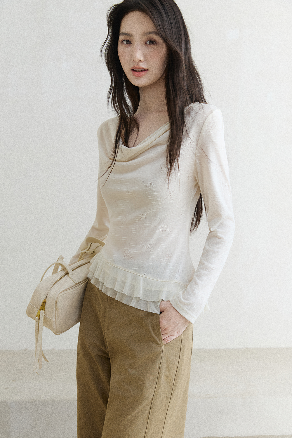 女性のための長袖Tシャツ