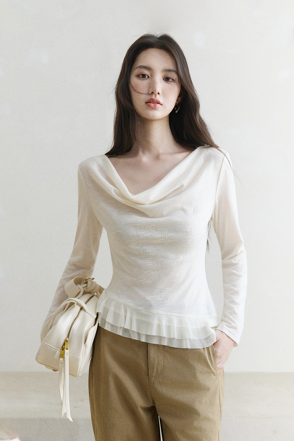女性のための長袖Tシャツ
