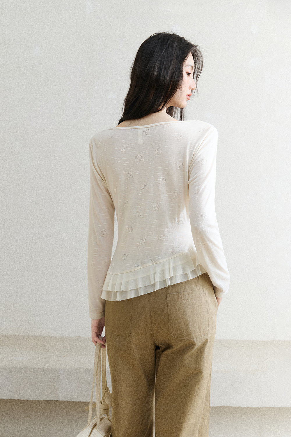 女性のための長袖Tシャツ