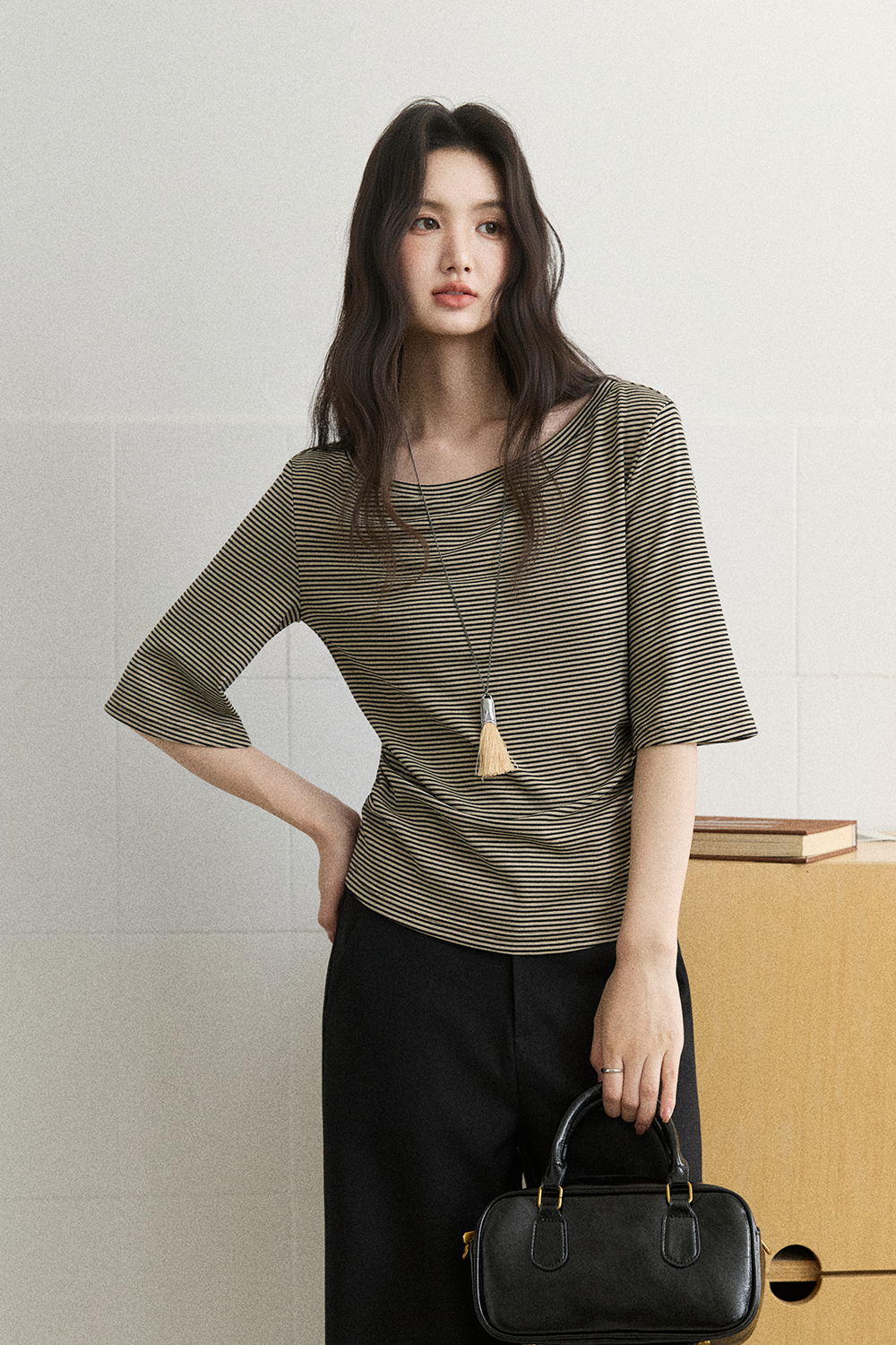 เสื้อยืดแขนยาวปานกลางสำหรับผู้หญิง
