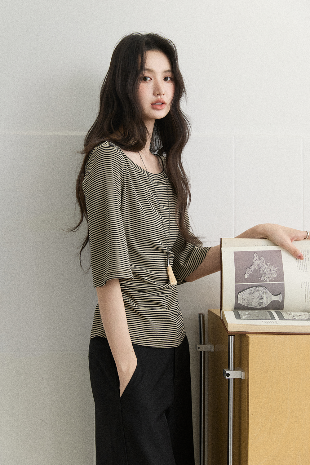 เสื้อยืดแขนยาวปานกลางสำหรับผู้หญิง