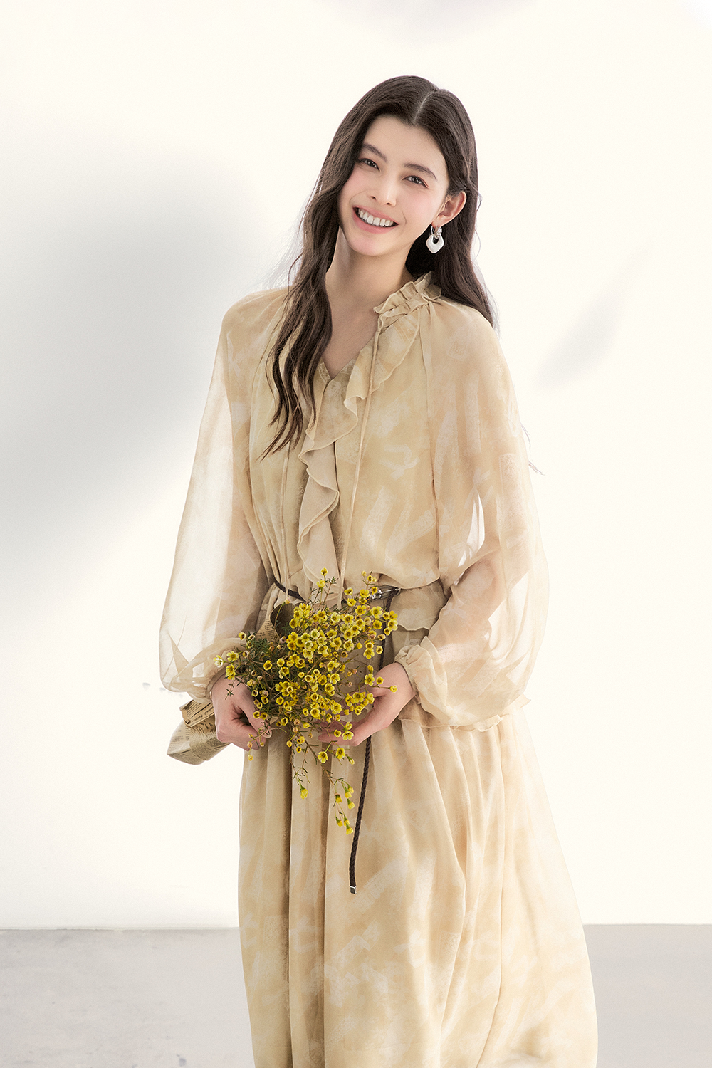 ชุดเดรสยาวสำหรับผู้หญิง