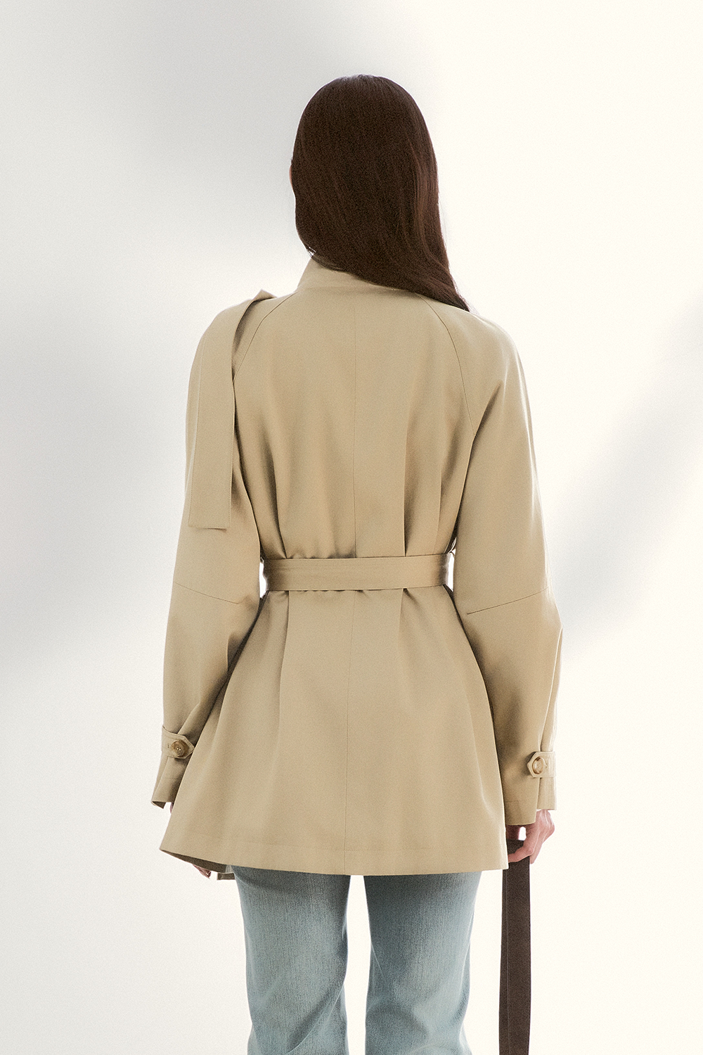 Jas Hujan untuk Wanita