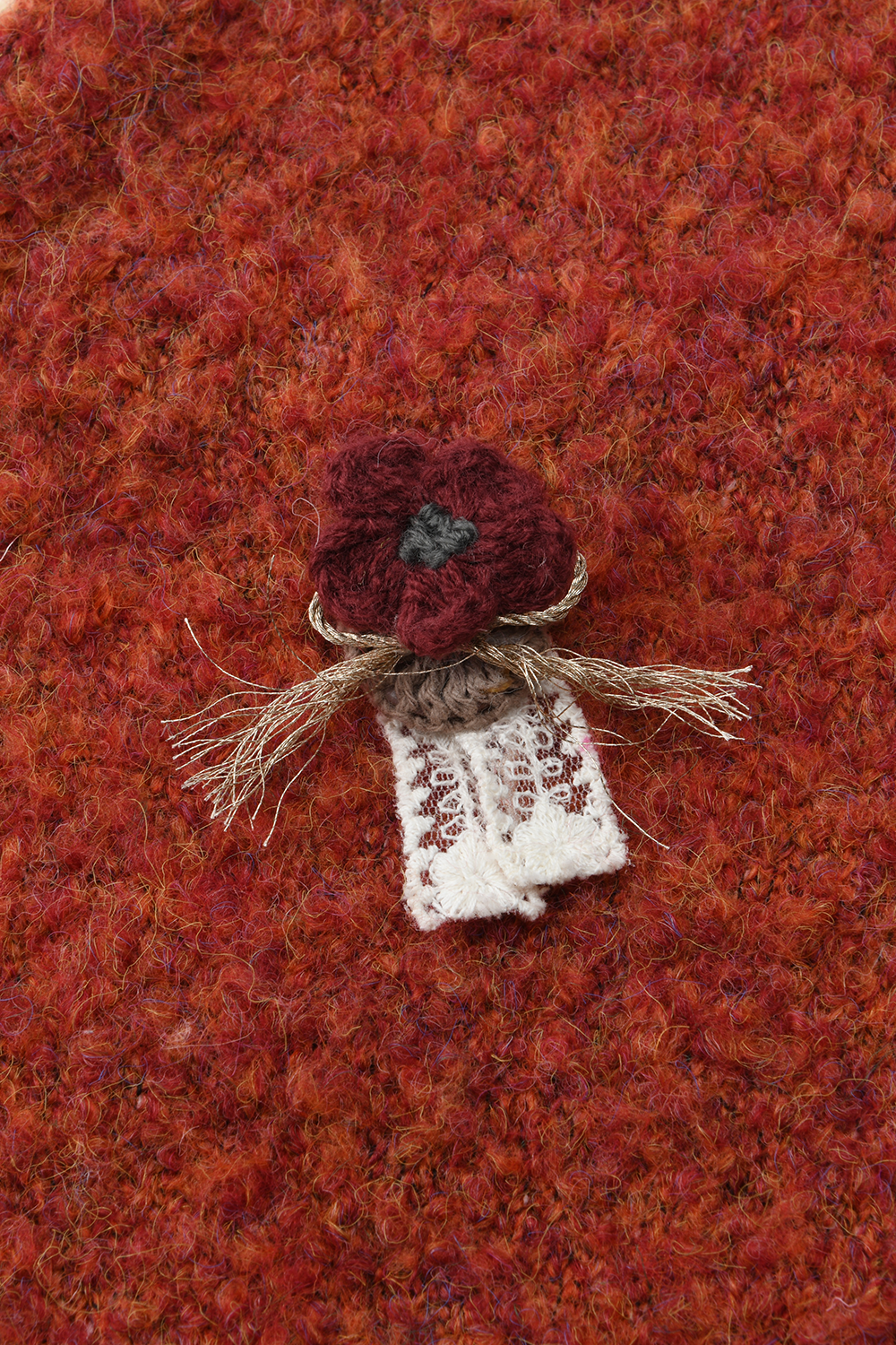 Knit Shirt+Brooch for Women