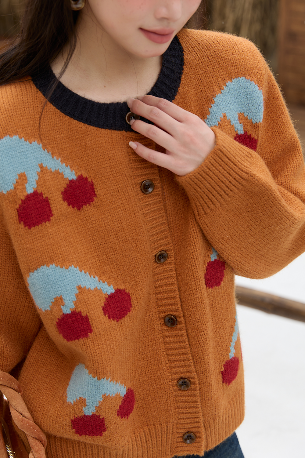 เสื้อถักสำหรับผู้หญิง