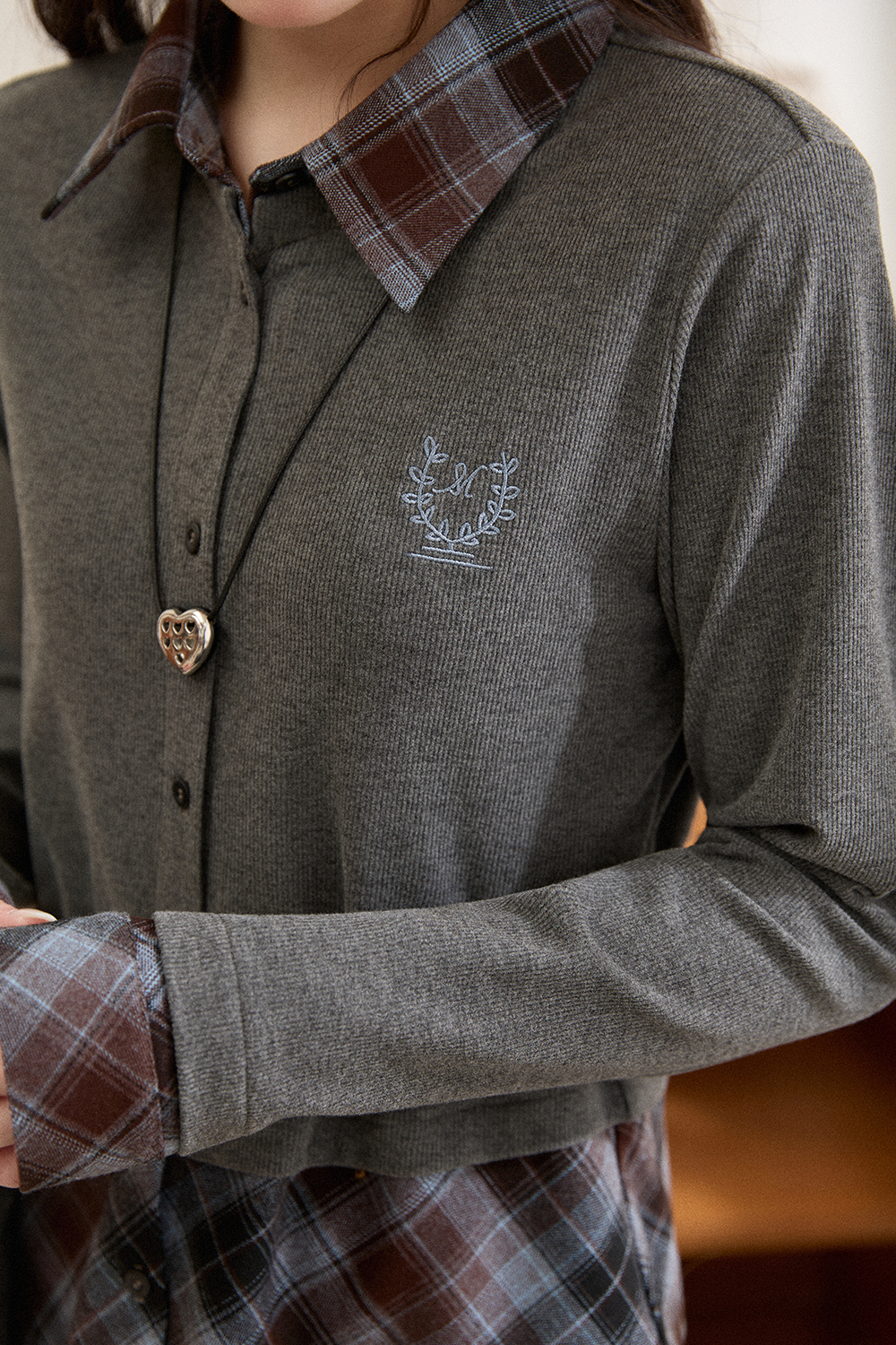 เสื้อสำหรับผู้หญิง